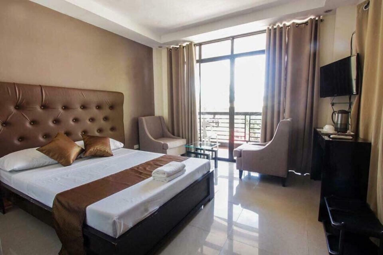 โอโย 514 อเดไลดา เพนชั่น โฮเต็ล Hotel ซานตาเฟ ภายนอก รูปภาพ